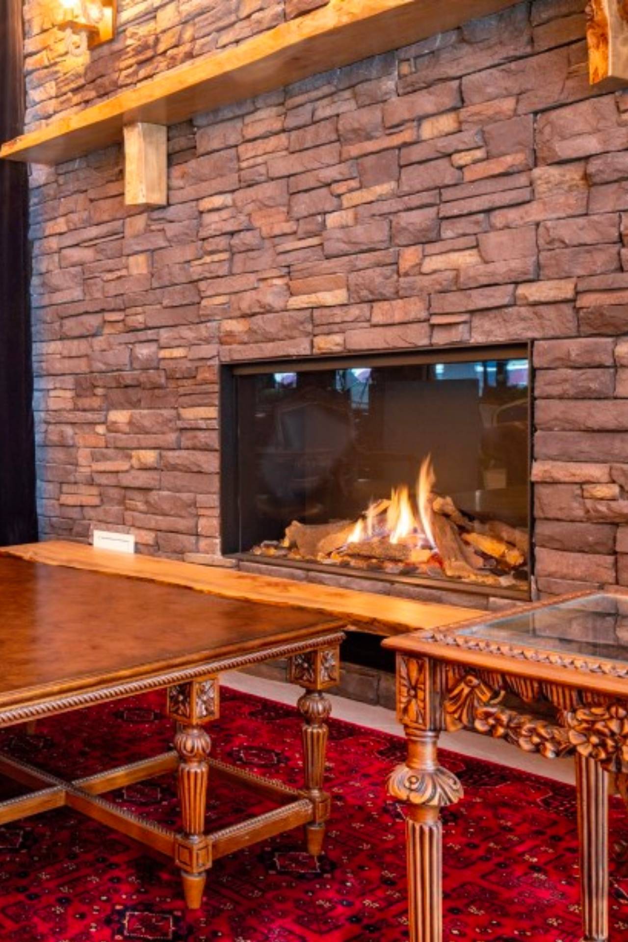 Grand Harilton Hotel Şömine